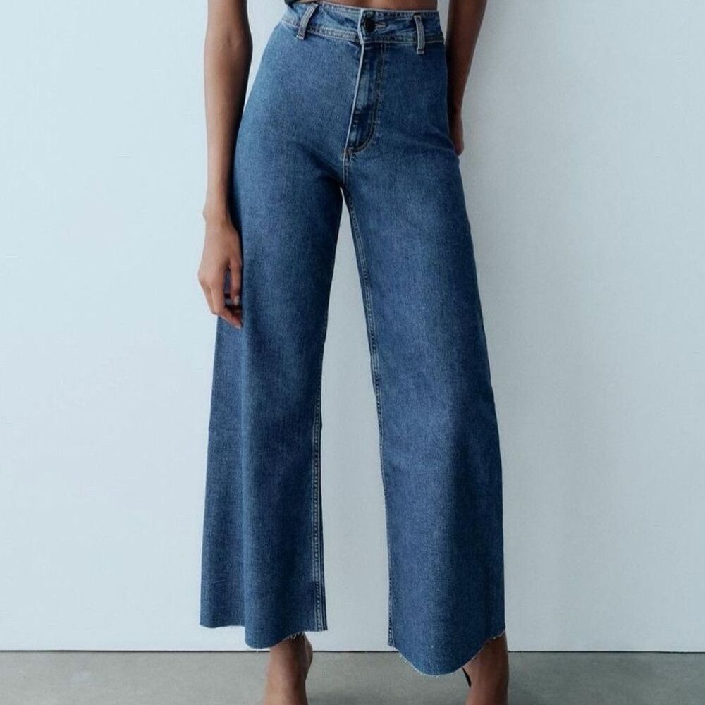 ZARA Blue Medium Wash High Rise Wide-Leg Denim 5-Pocket Button Jeans